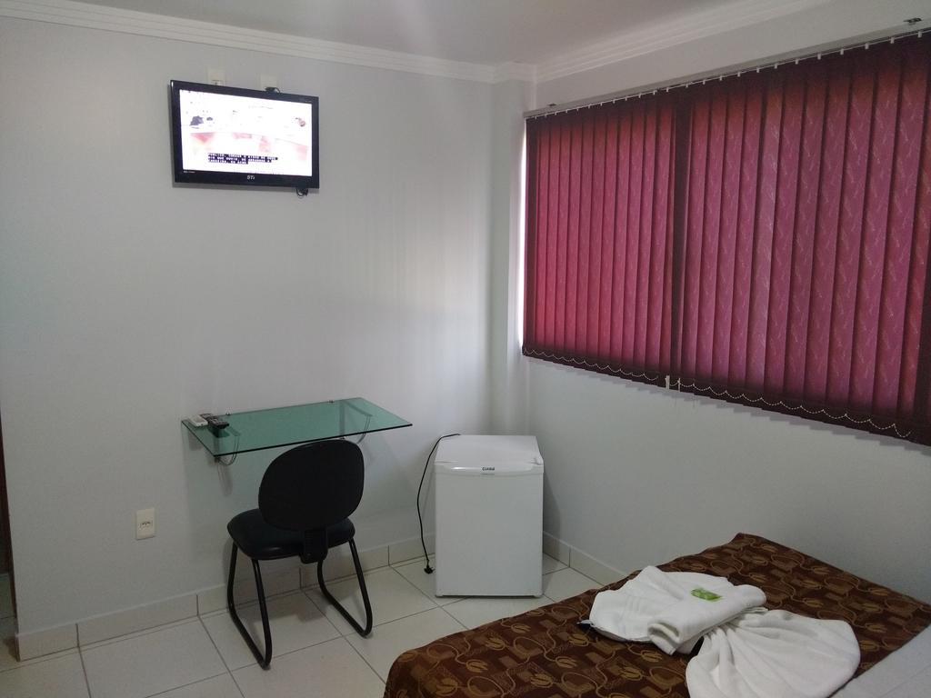 Euro Plaza Hotel - Próximo ao Aeroporto de Goiânia, Santa Genoveva Exterior foto